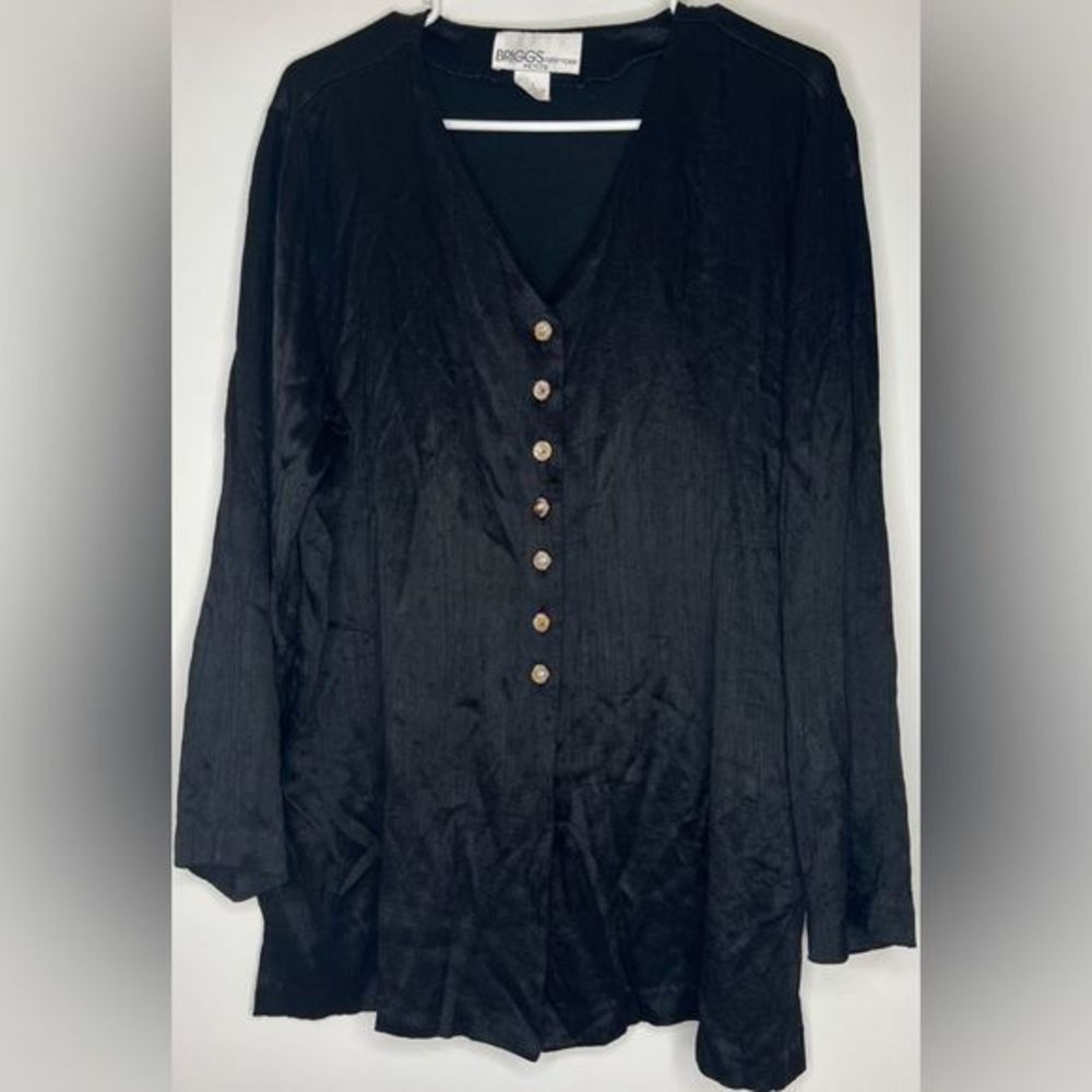 Women’s Briggs New York Button up Black Top